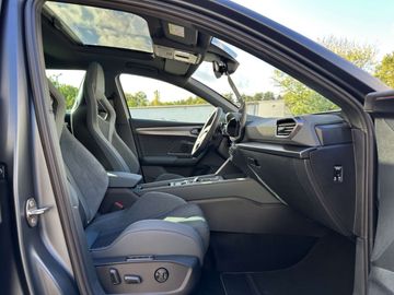 Car image 37