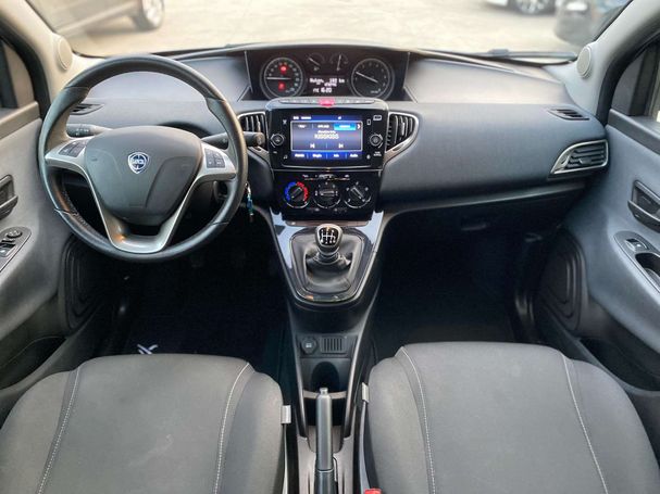 Lancia Ypsilon 51 kW image number 11