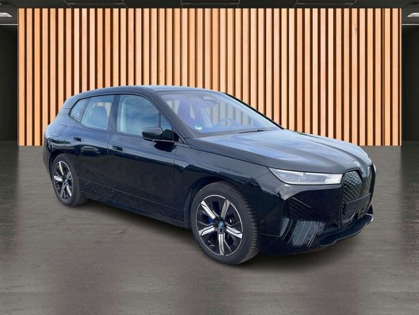 BMW iX xDrive 240 kW image number 3