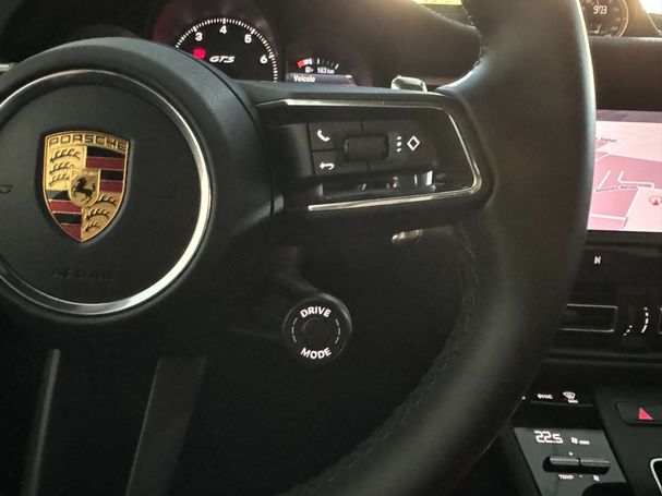 Porsche Macan GTS 324 kW image number 23