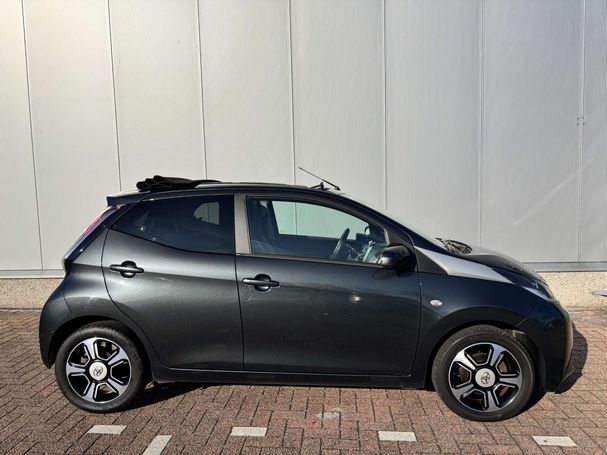 Toyota Aygo 51 kW image number 31