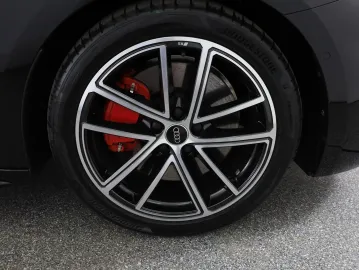 Car image 32