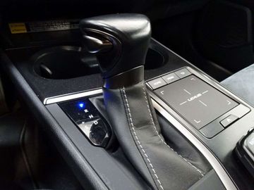 Car image 31