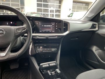 Car image 11