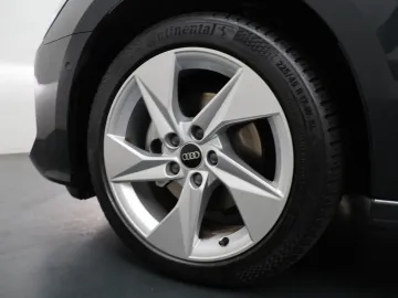 Car image 45