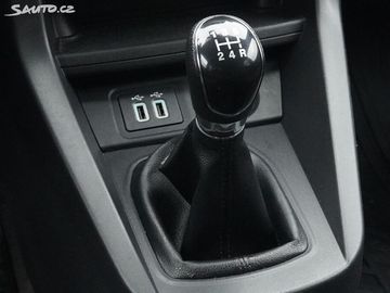 Car image 26