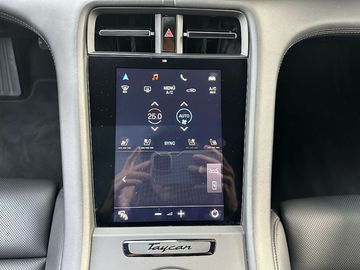 Car image 37