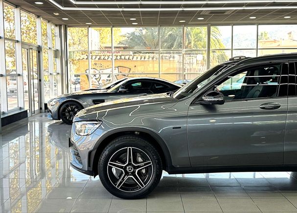 Mercedes-Benz GLC 300 de 4Matic 9G-Tronic 225 kW image number 5