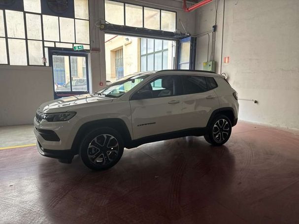 Jeep Compass Limited 96 kW image number 2