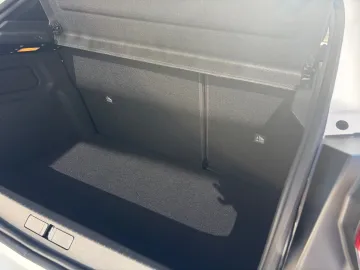 Car image 45