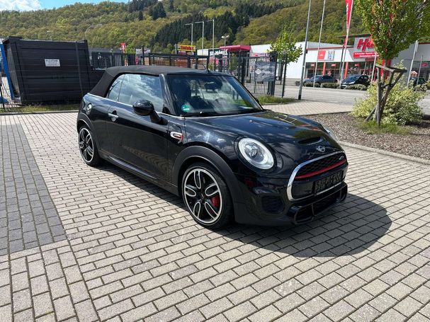 Mini John Cooper Works Cabrio 170 kW image number 2