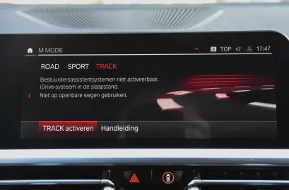 Car image 38