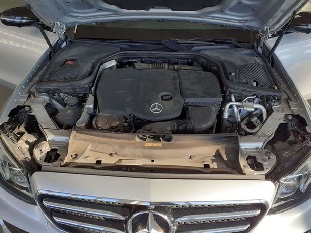 Mercedes-Benz E 220 d T 4Matic 143 kW image number 7