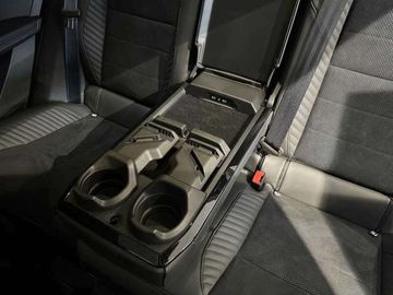 Car image 41