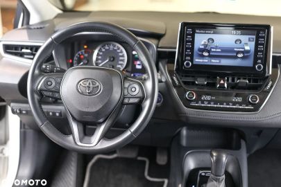 Car image 33