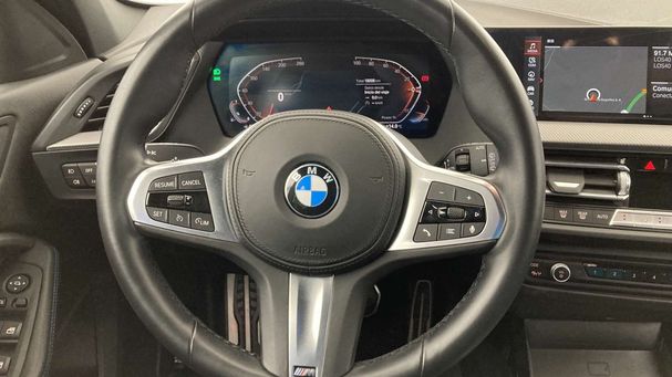 BMW 118i 100 kW image number 21