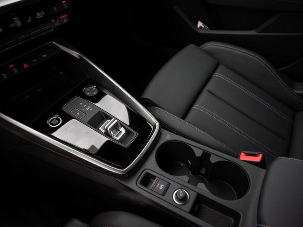 Audi A3 30 TFSI Sportback Advanced 81 kW image number 13