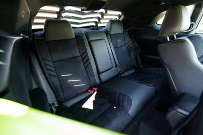 Car image 32