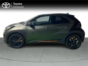 Car image 5
