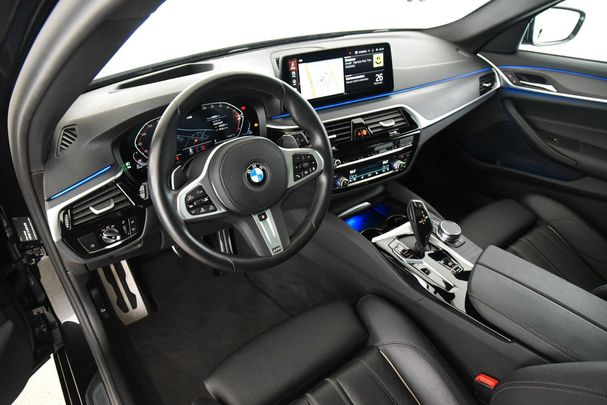 BMW 530d Touring xDrive 210 kW image number 7