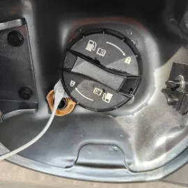 Car image 20