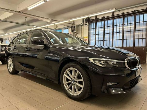 BMW 320d Touring xDrive Advantage 140 kW image number 6