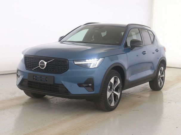 Volvo XC40 B3 Plus Dark 120 kW image number 1