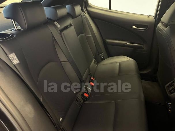 Lexus UX 300e 150 kW image number 15