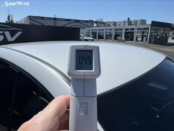 Car image 47