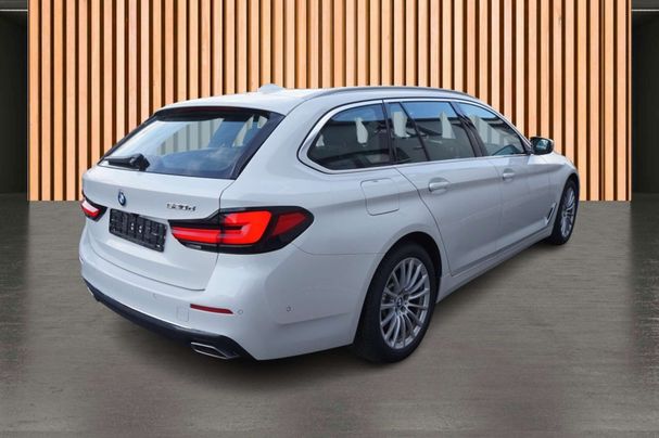 BMW 520d Touring 140 kW image number 12