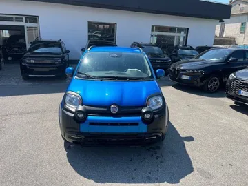 Car image 3