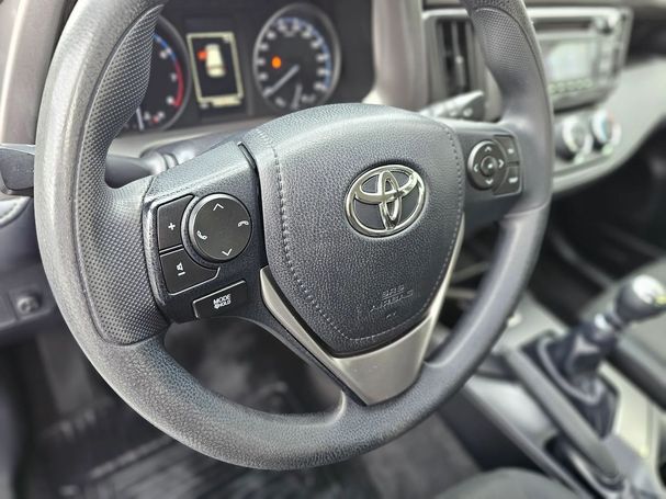 Toyota RAV 4 2.0 4x4 112 kW image number 22