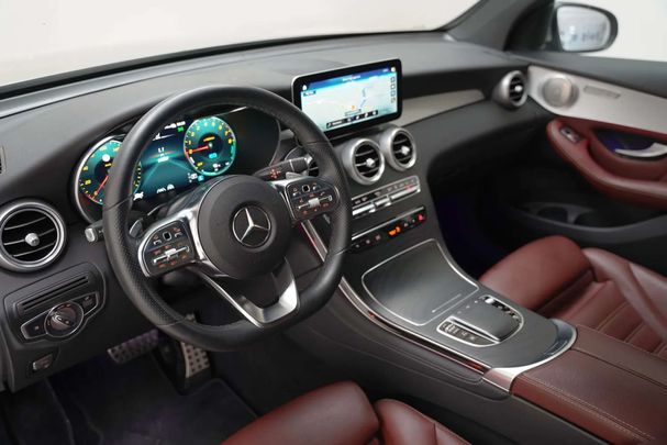 Mercedes-Benz GLC 300 e 4Matic 235 kW image number 17