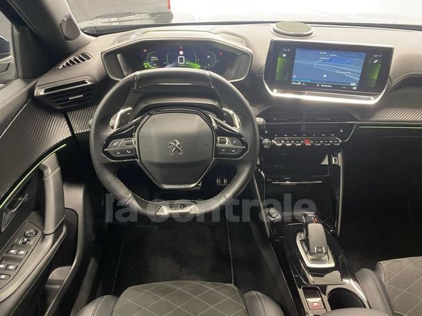 Peugeot 2008 PureTech 130 96 kW image number 24