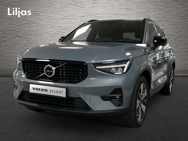 Volvo XC40 Recharge T4 Plus Dark 157 kW image number 1