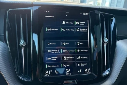 Car image 28
