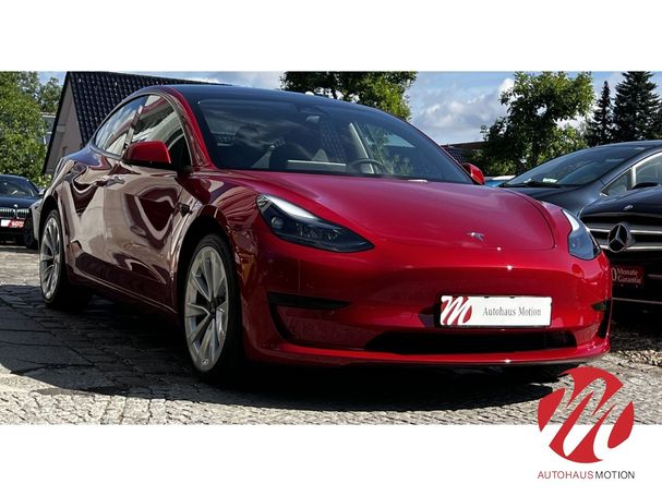 Tesla Model 3 Standard Range 208 kW image number 2