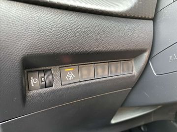 Car image 31