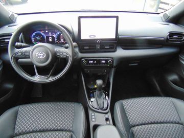 Car image 9