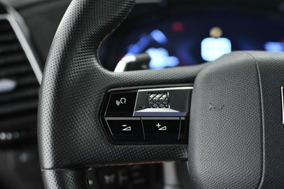 Car image 37