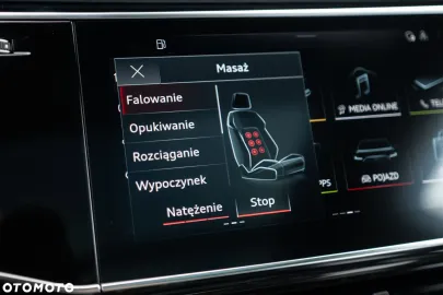 Car image 40