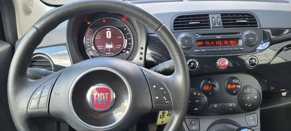 Car image 10