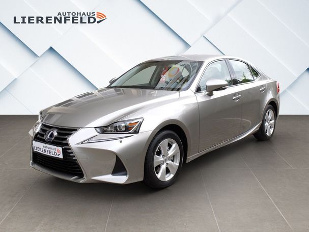 Lexus IS 300 133 kW image number 1