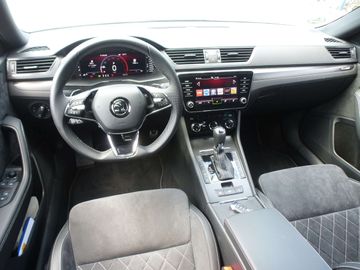 Car image 24