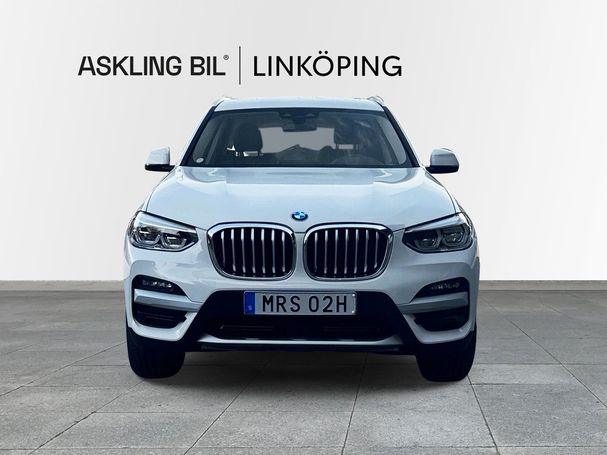 BMW X3 xDrive30e M 216 kW image number 3