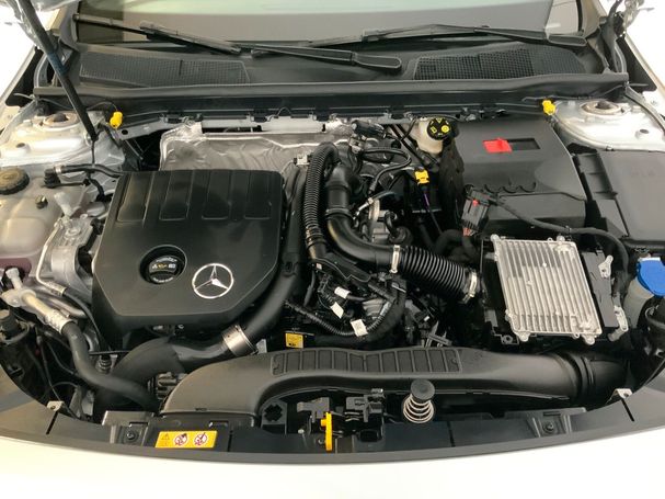 Mercedes-Benz A 180 100 kW image number 13