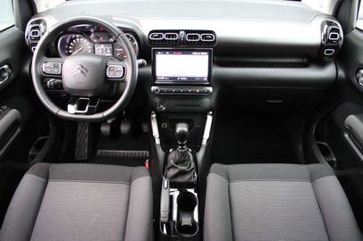 Car image 6