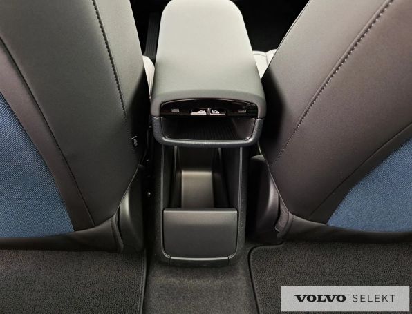 Volvo EX30 200 kW image number 24