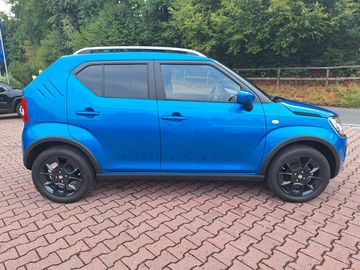 Car image 2