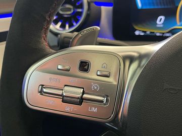 Car image 36